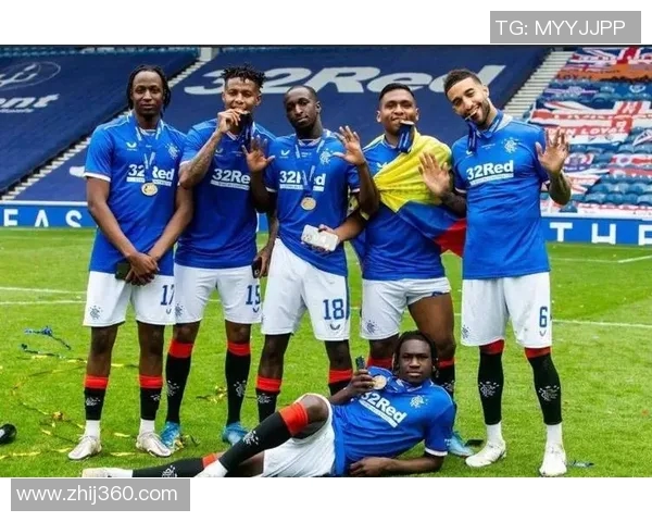 喀山与帕纳辛纳的精彩对决揭示足球战术与团队合作的魅力